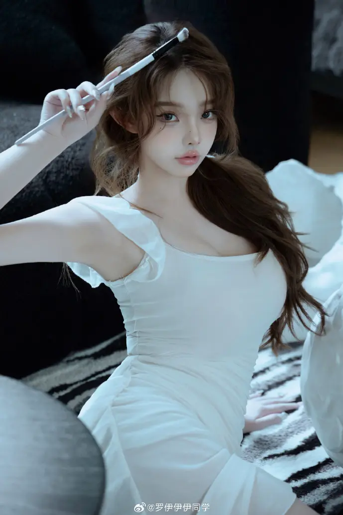 幼儿园儿童听儿歌